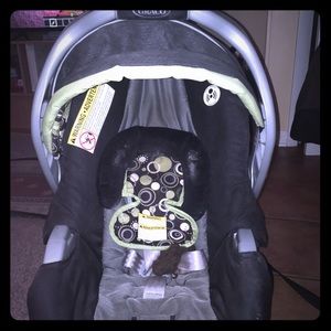 Infant car seat